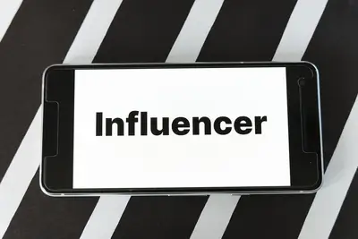Estrategia influencer Indonesia: Cómo diversificar con guía