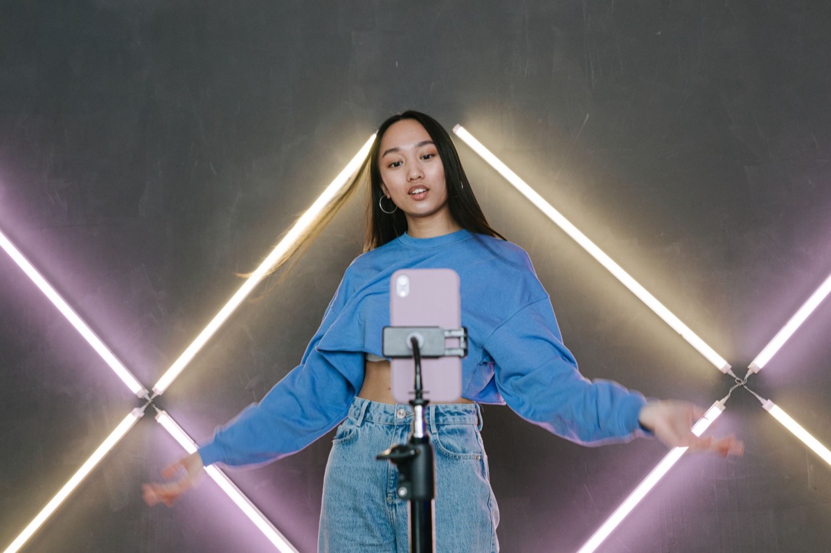 influencer with phone