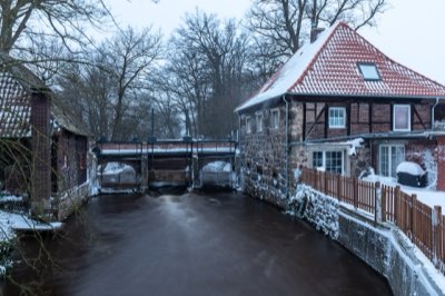Van rode loper naar scherm: 72,8% bereik in Indonesië nu