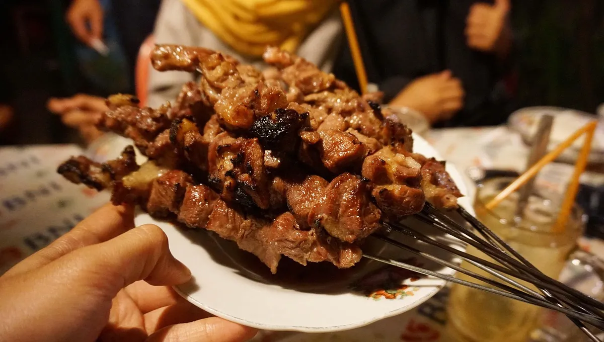 goat satay, satay, sate, cuisine, traditional, meat, grilled, indonesian, dish, meal, stick, beef, klatak satay, dinner, grill, tasty, roasted, grilled meat, de